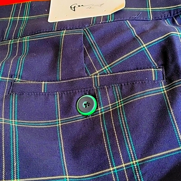 ⛳️👩GOLF SHORTS GREG NORMAN WOMEN'S NAVY/YELLOW w-GREEN PIN STRIPE, PLAID NWT - Picture 10 of 10